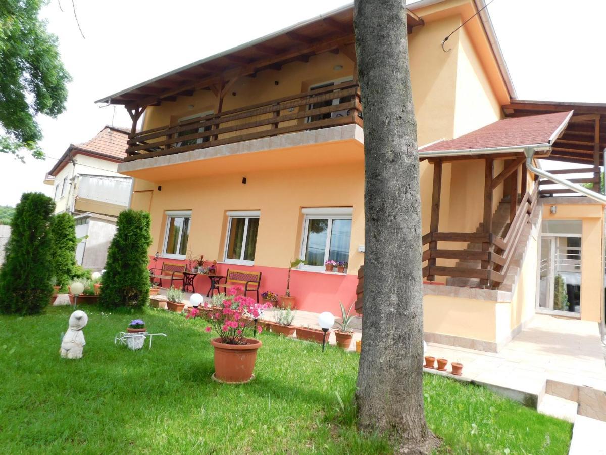 Éden II. Hotel Miskolc Eksteriør billede