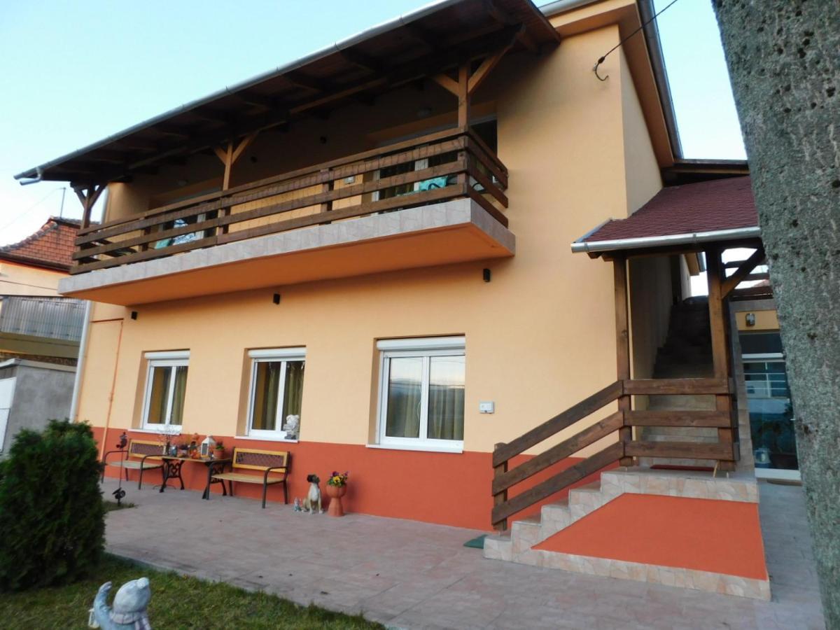 Éden II. Hotel Miskolc Eksteriør billede