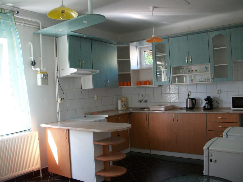 Éden II. Hotel Miskolc Eksteriør billede