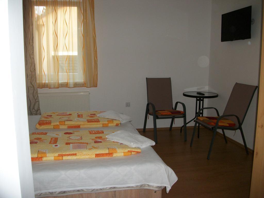 Éden II. Hotel Miskolc Eksteriør billede