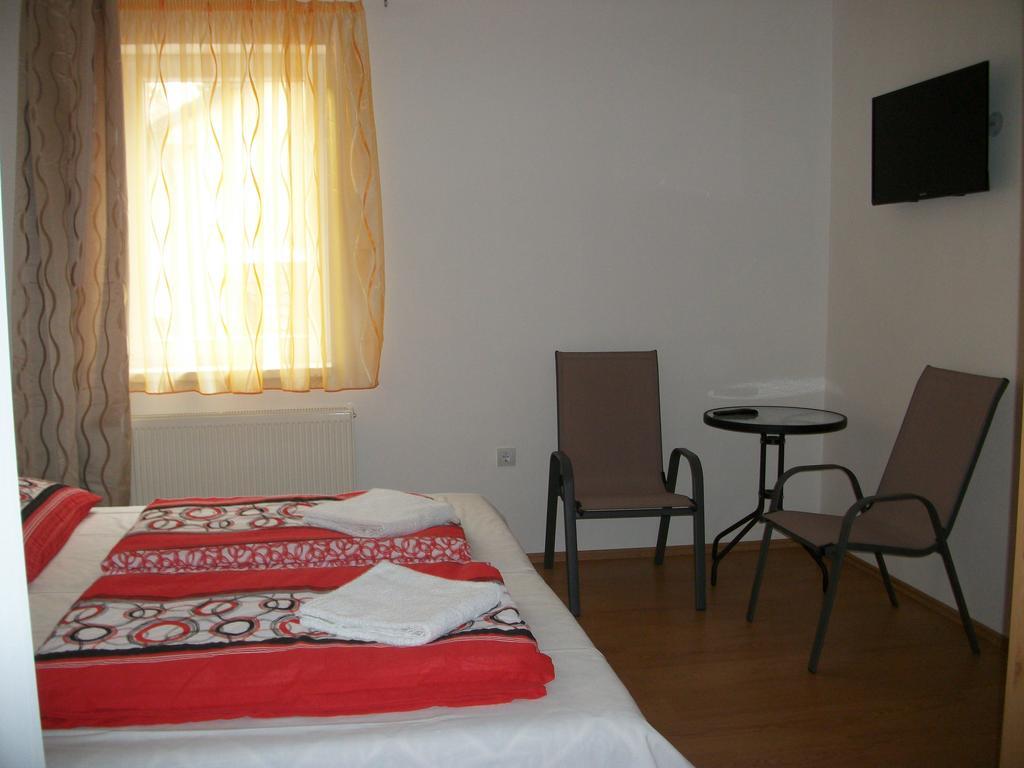Éden II. Hotel Miskolc Eksteriør billede