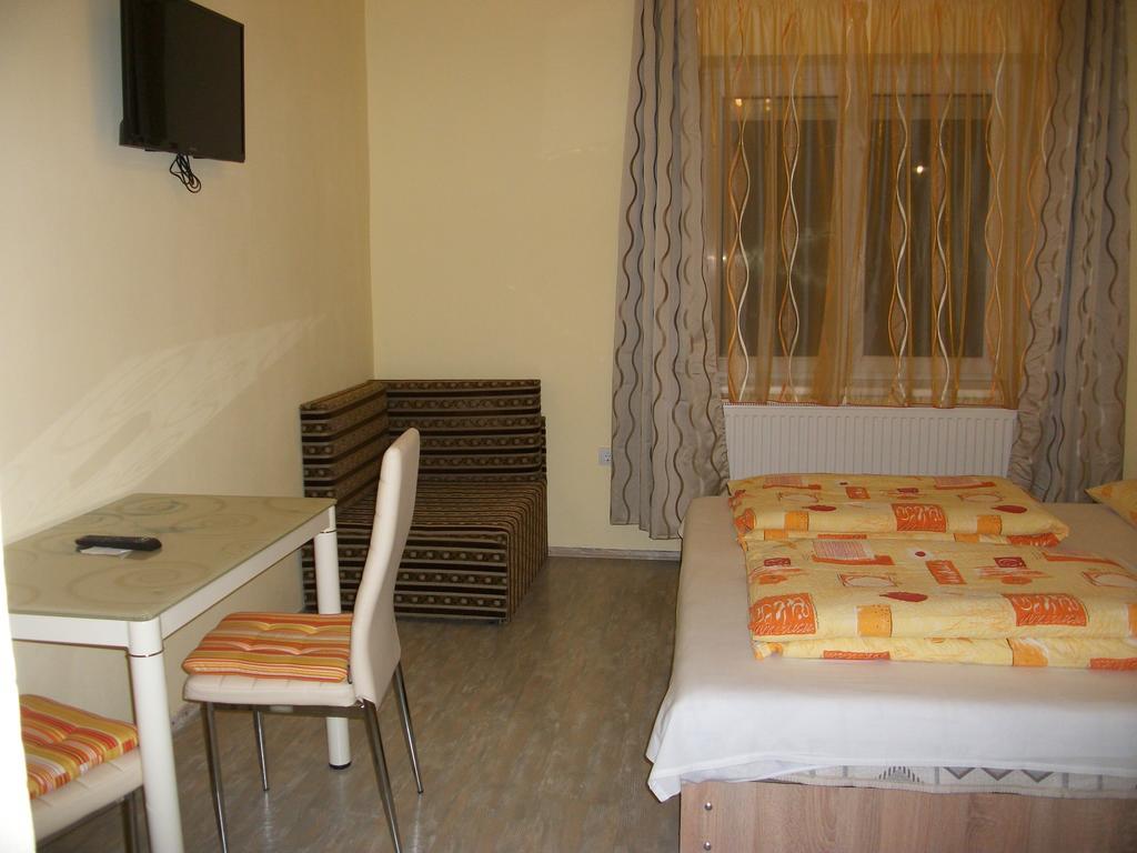 Éden II. Hotel Miskolc Eksteriør billede