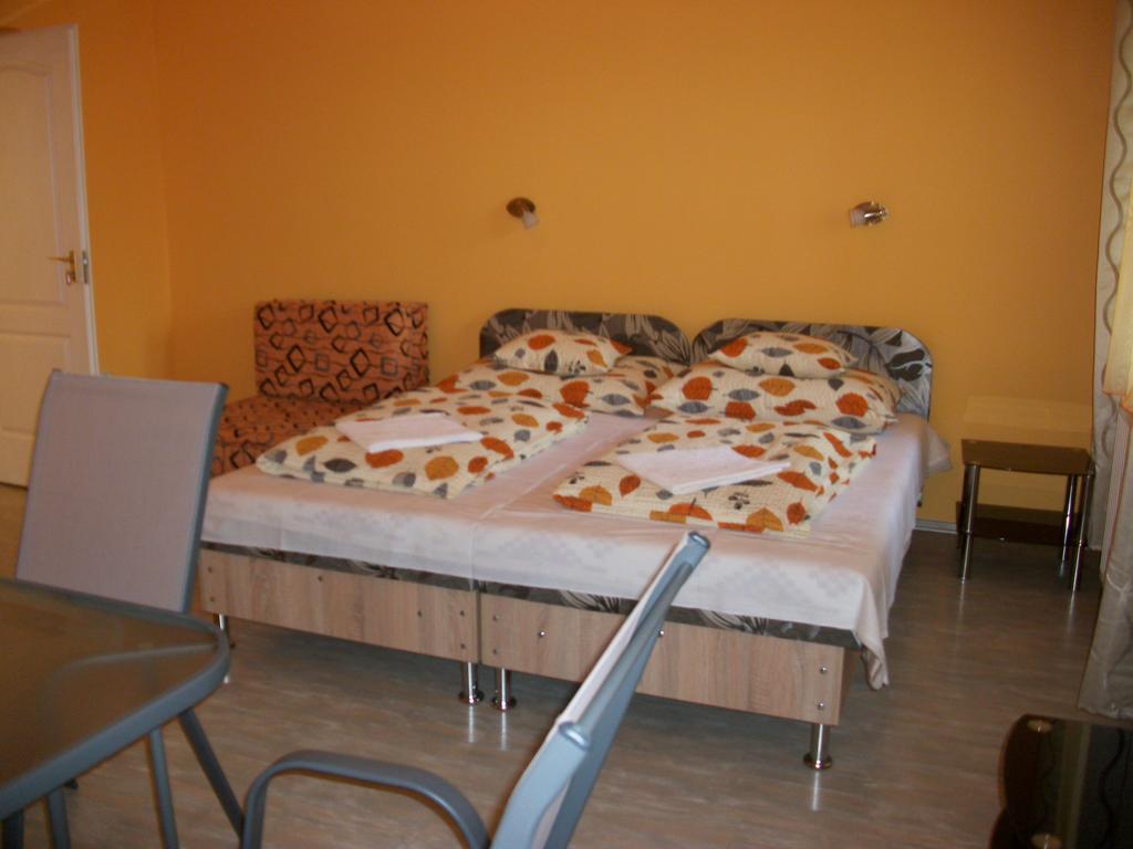 Éden II. Hotel Miskolc Eksteriør billede