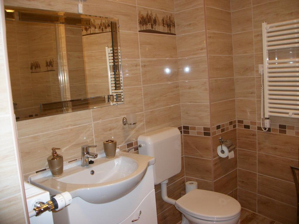 Éden II. Hotel Miskolc Eksteriør billede