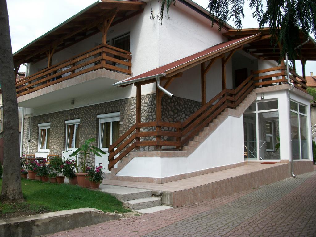 Éden II. Hotel Miskolc Eksteriør billede