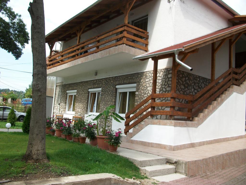Éden II. Hotel Miskolc Eksteriør billede