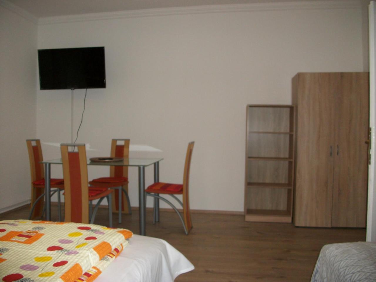 Éden II. Hotel Miskolc Eksteriør billede